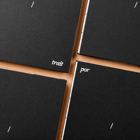 por/trait